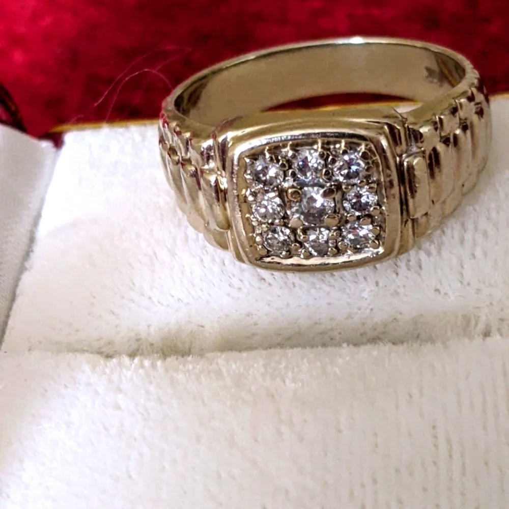 14K 💛 GOLD HIP HOP STYLE MEN'S CLUSTER DIAMOND SIGNED RING - Picture 2 of 8